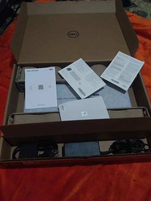 noutbuk dell i5 Vostro 15 3530