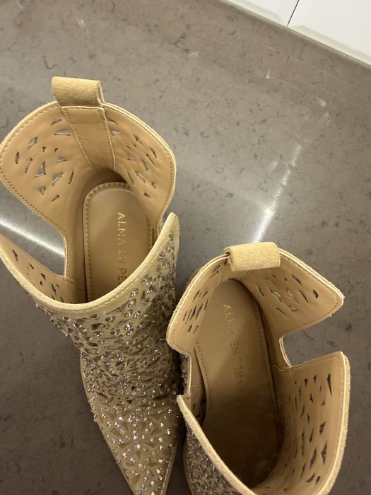 Нови боти Alma en Pena