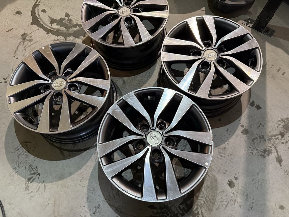 Set Jante aliaj originale R16 Hyundai i30 52910-G4200