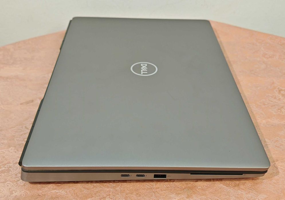 Intel Core i7 11850H/RTX A3000 6GB/16GB RAM DDR4/512GB NVMe SSD/17.3 FHD IPS 100% DCI-P3/Windows 11 Pro