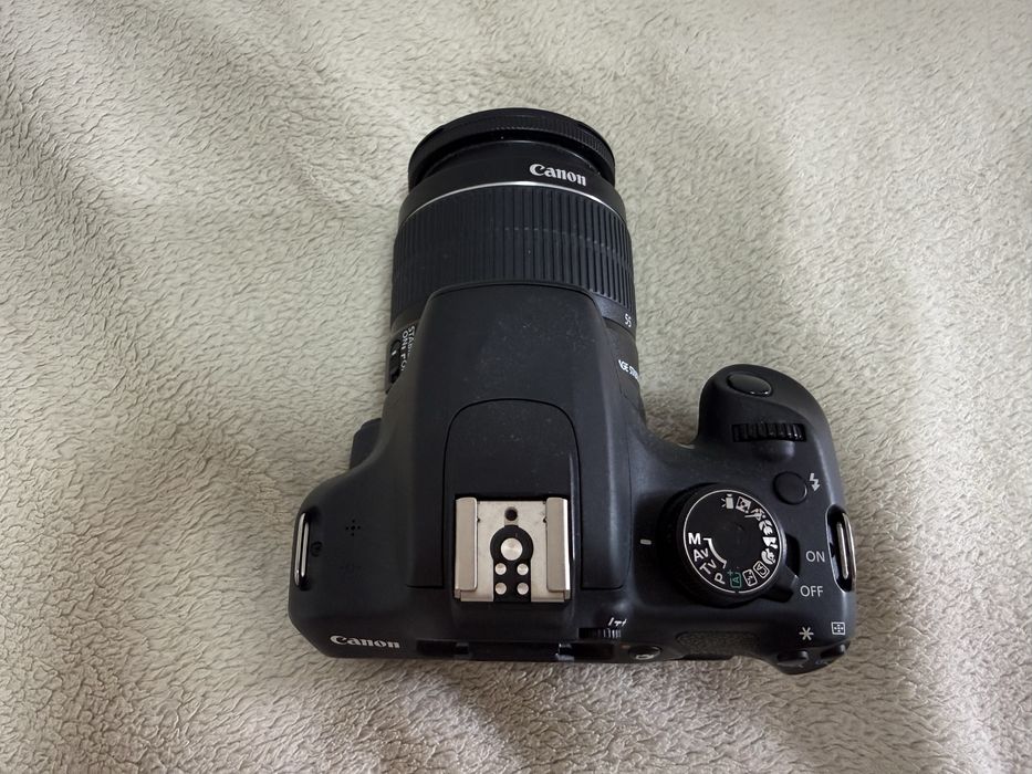 Canon EOS 1200D