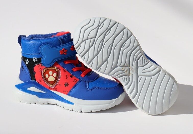 НОВО! Светещи детски боти WINK Paw Patrol