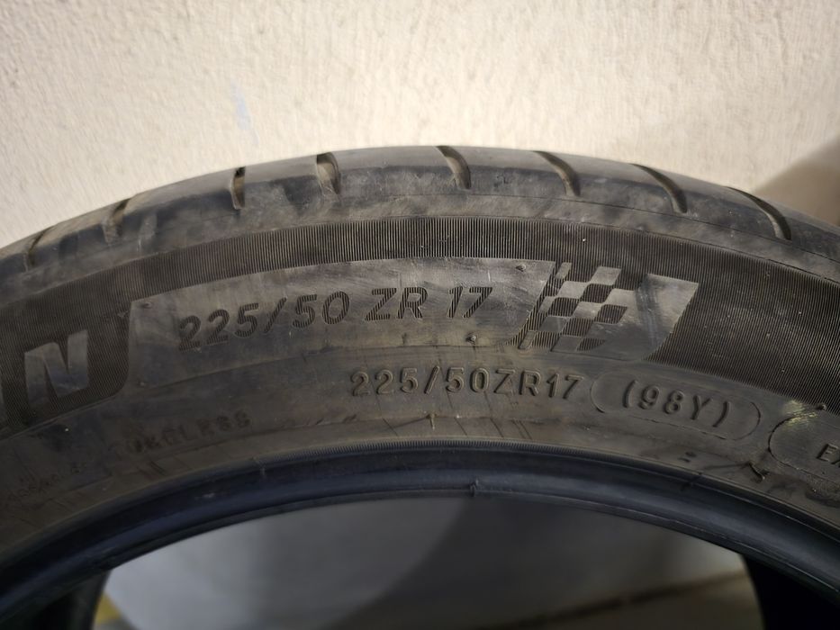 Michelin Pilot Sport 4 225/50ZR17 98Y 2 units