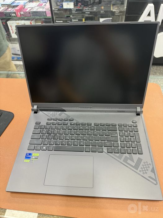 ASUS ROG Strix G18 G814JI (ROG Strix