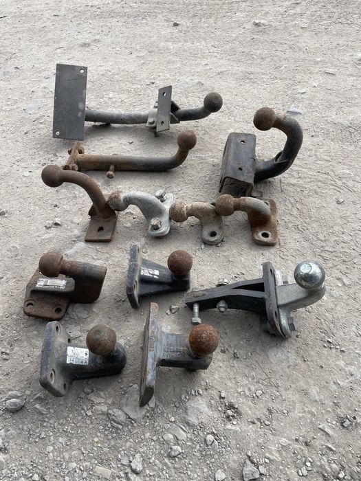 тегличи за автомобили, бусове и джипове.