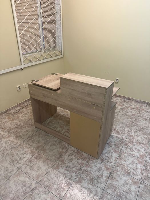 сглобени бюра (4 броя)