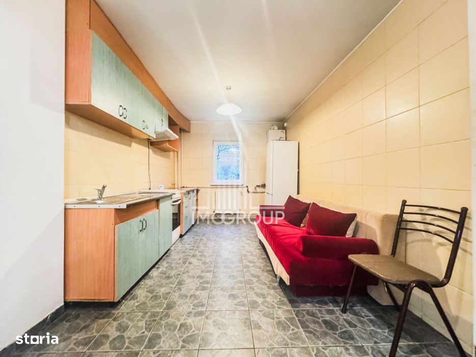 Apartament cu 3 dormitoare | Zona Piata Zorilor/ UMF | Etaj 1 | Balcon