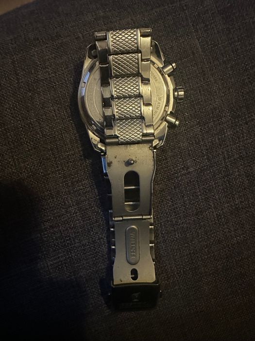 Продам часы Festina