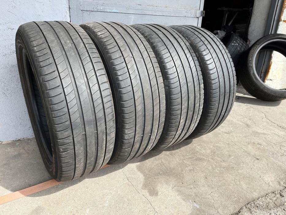 4 бр. летни гуми 225/50/18 Michelin DOT 2x3717 2x3616 4-4,5 mm