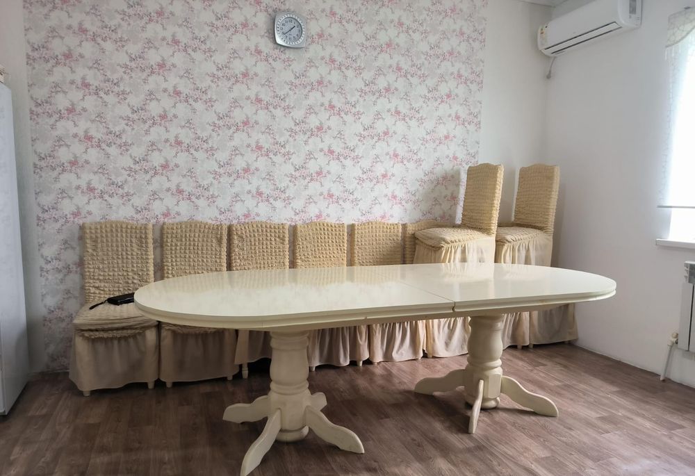 Стол сатылады состояние жаксы