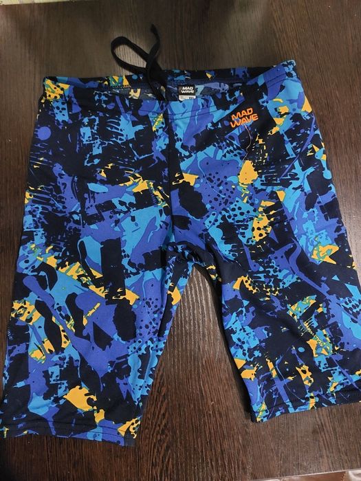 Плавательные принадлежности