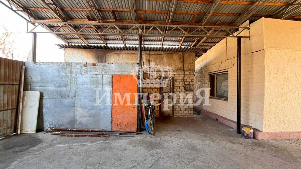 Продаётся дом с магазином