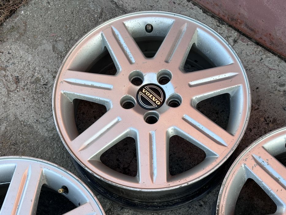 Оригинальные диски R16 VOLVO разболтлвка 5*108