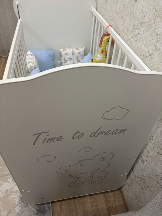 Продам детскую кроватку