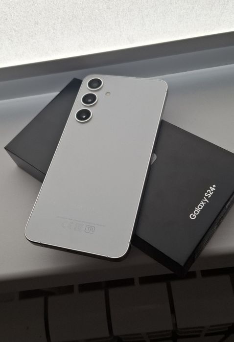 Самсунг galaxy s24 + 256 гб