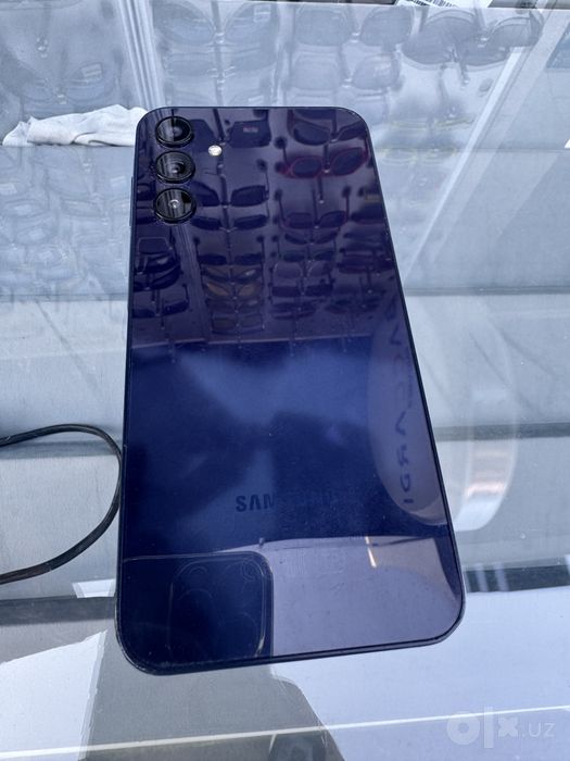 Samsung A15. 6 ga. 128 gb