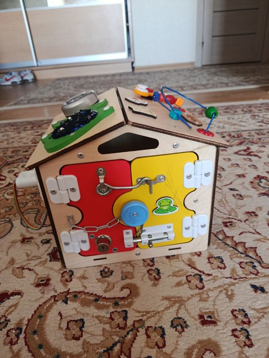 Домик детский развивающий