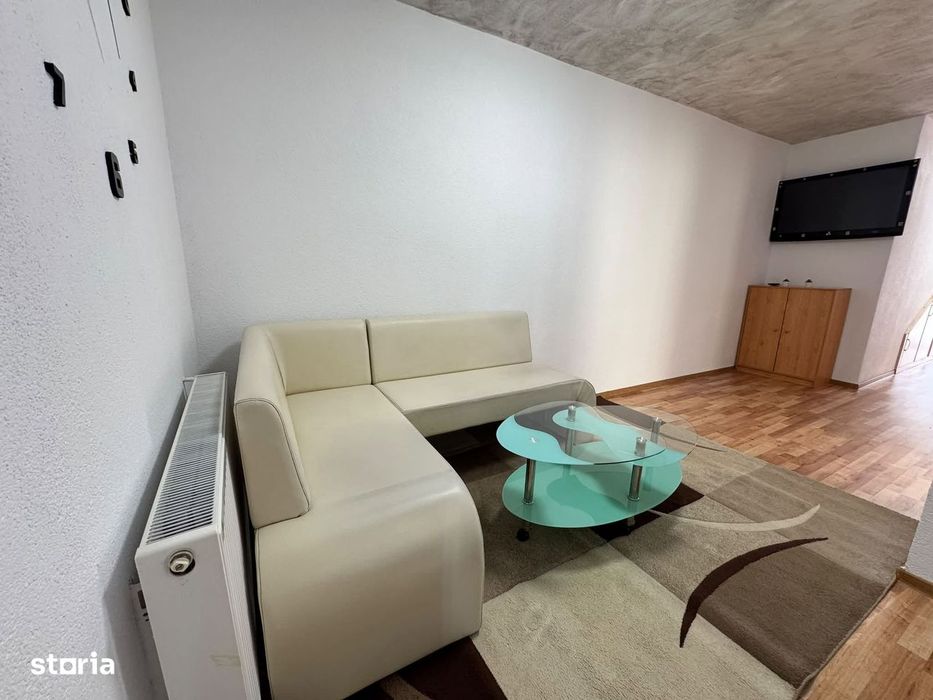 Apartament 90 mp, 3 camere, la casa cu curte, Zona Belvedere