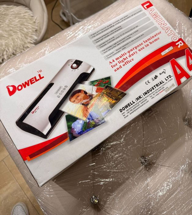 Laminator A4 Dowell nou
