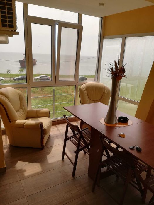 Apt cu 2 camere in Costinesti (Maria Residence)in prima linie de plaja