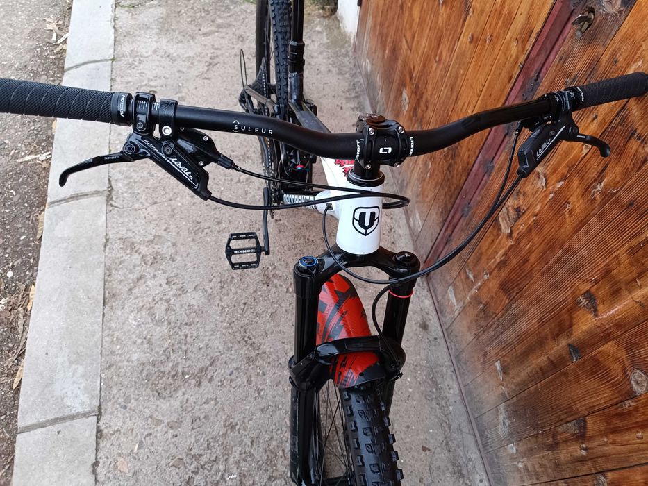 2025 Mondraker Raze