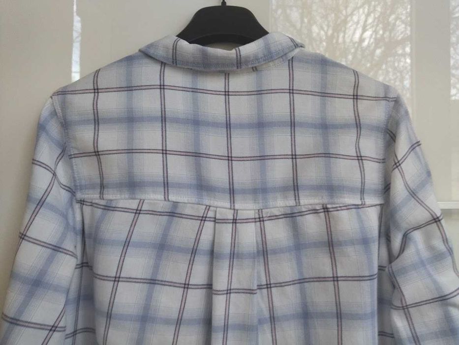 Дамска риза C & A, размер 40