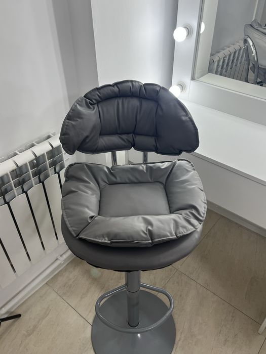 Туалетный столик& Стул