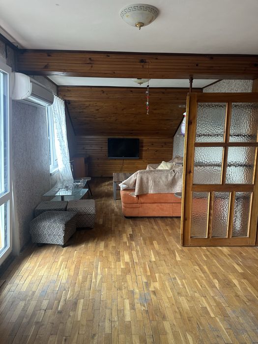 Етаж от къща под наем кв Волуяк частно лице