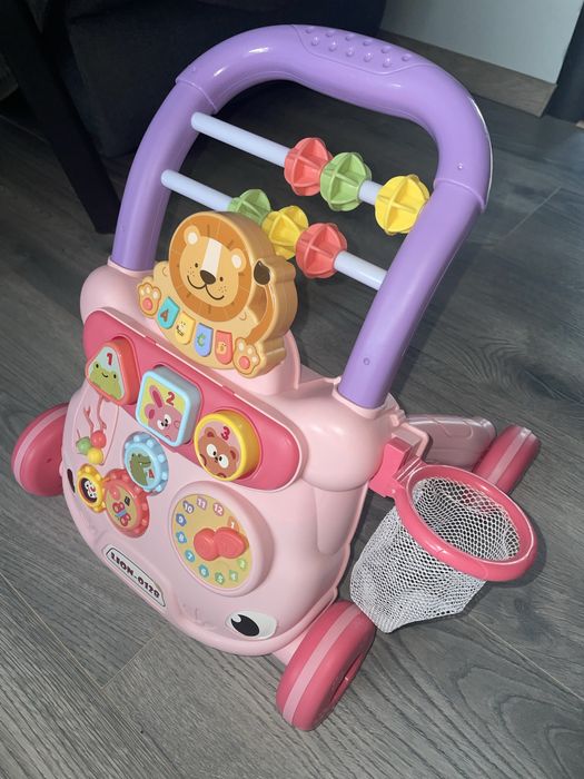 Уокър за бутане и игра