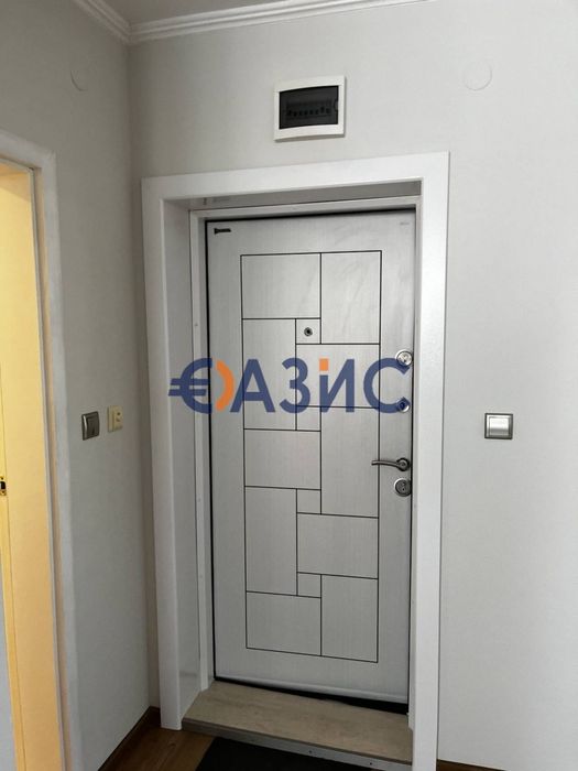 Продава се Двустаен апартамент в к.к. Слънчев бряг - 71 кв.м за 1175 €/кв.м - Снимка #1