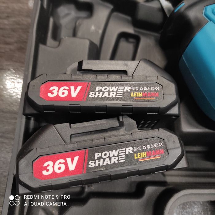 Fierăstrău pendular tip sabie cu 2 acumulatori și 4 panze