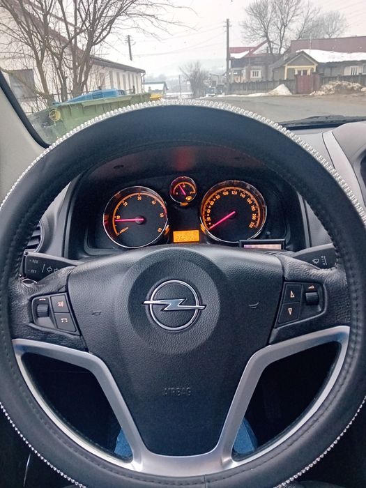 Vând Opel Antara