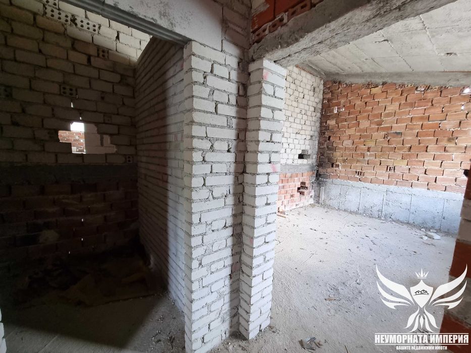 Продавам четириетажна вила/хотел с 870РЗП в село Проглед обл.Смолян