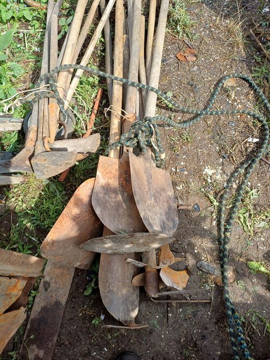 Продам садоводачные инструменты.