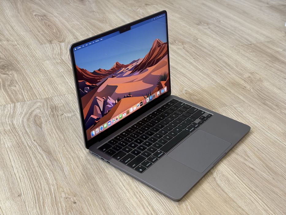 *16GB Ram+1TB SSD*13.6'Като Нов Macbook Air M2 2022 16GB Ram/1TB SSD