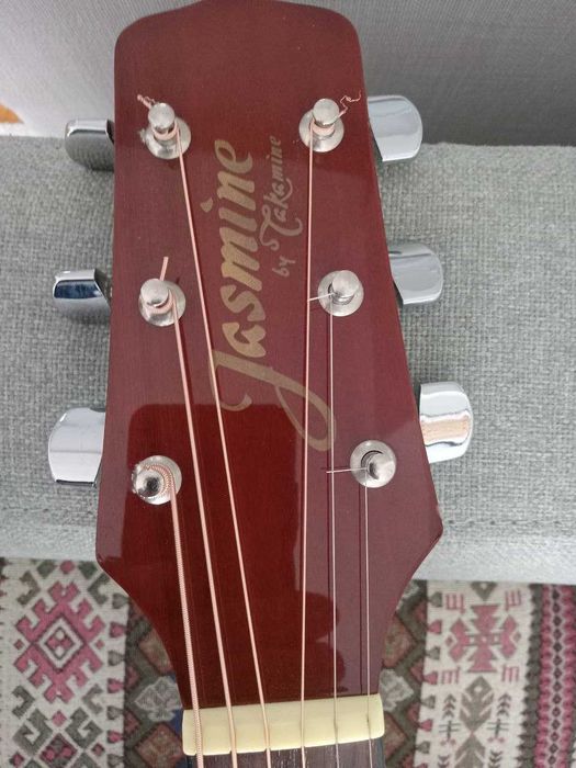 Гитара Жасмин - в отличном состоянии