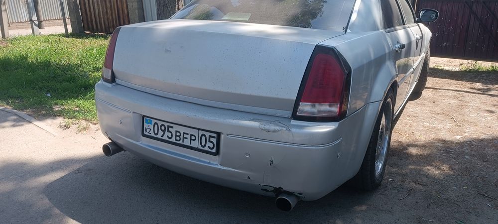 Продам Крайслер 300с