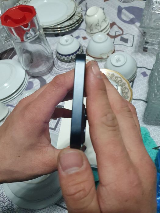 Айфон 13 с гаранией обмен есть