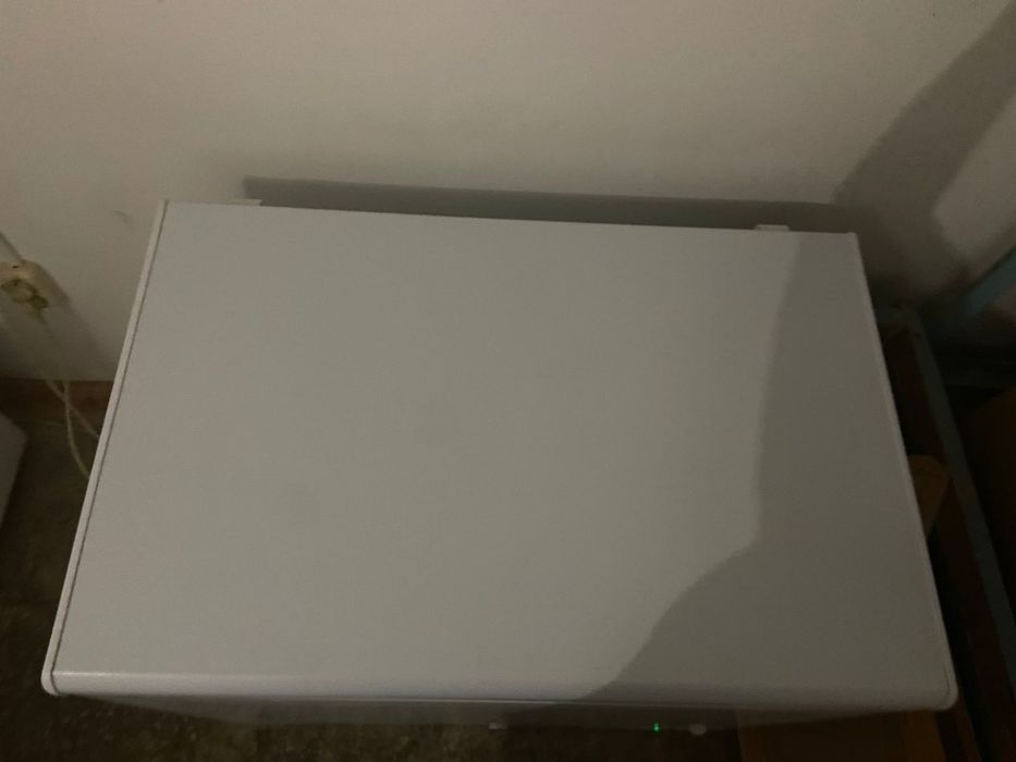 Продам морозилку