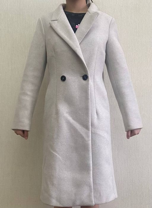 Продам пальто размер s, xs