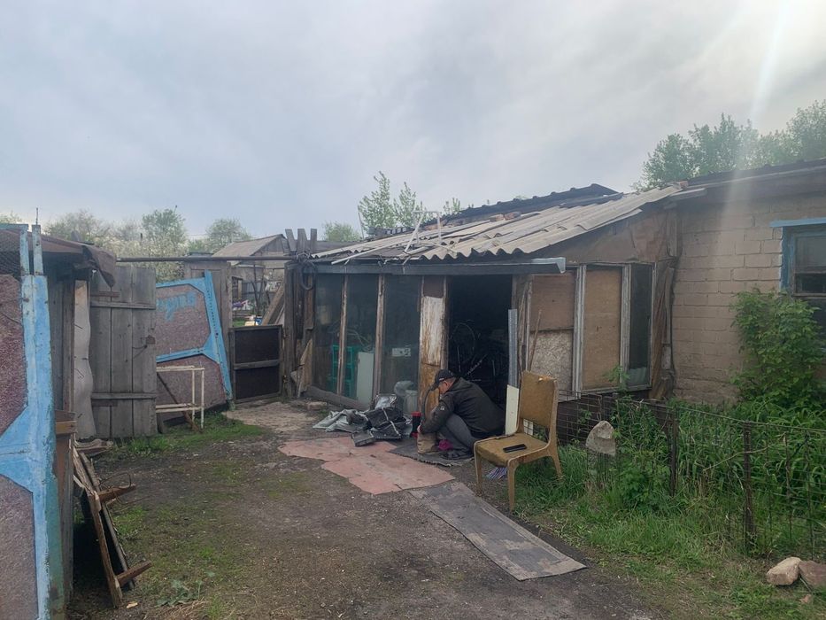 Продаю дом  10 соток срочно