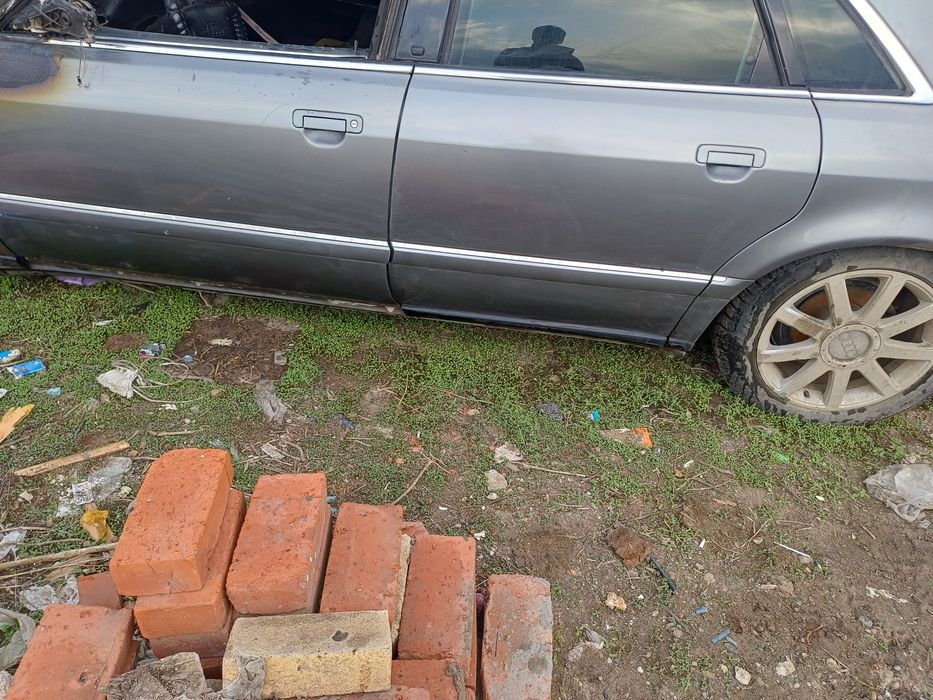 Двери на ауди а8