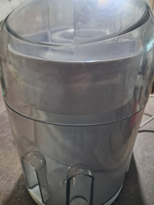 Соковыжималка SC 012.