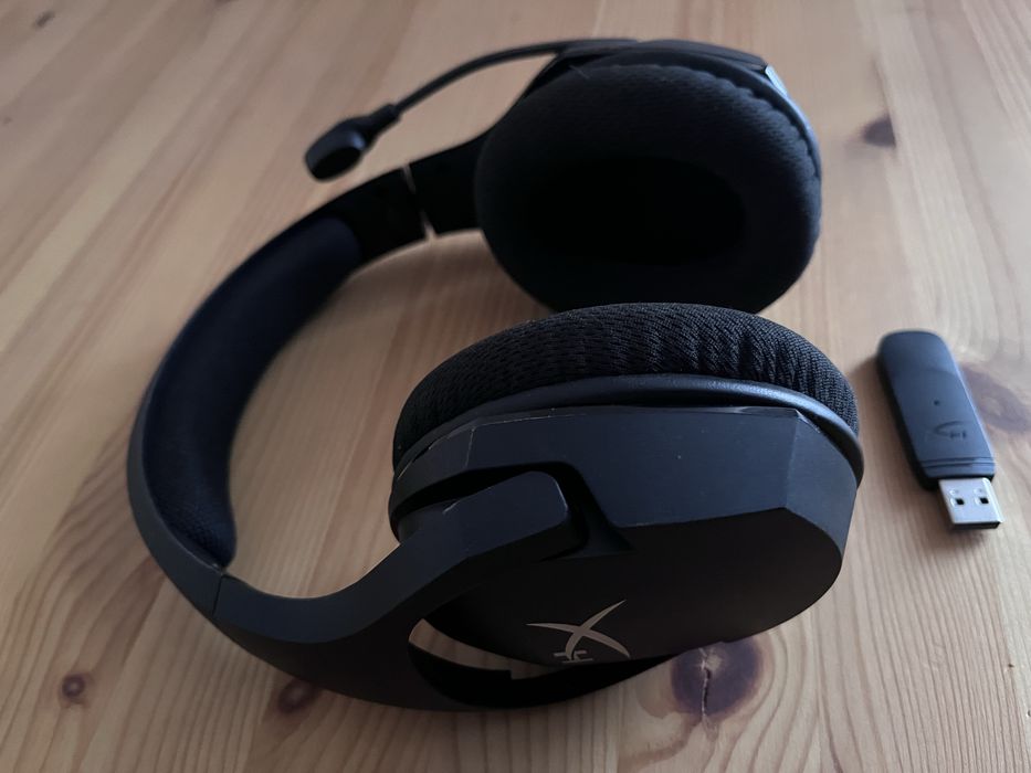 Casti gamning HyperX Cloud Stinger Core Wireless ca nou cu cutie