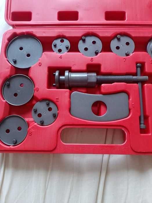 Presa etriere universala, placute frana, 12 bucati,nouă