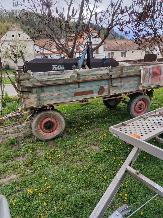 Remorca după tractor