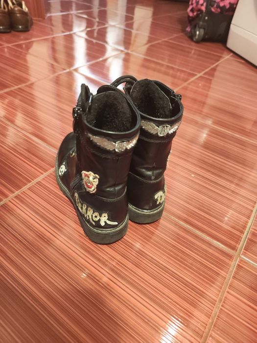 Bocanci negri CCC, pt fete