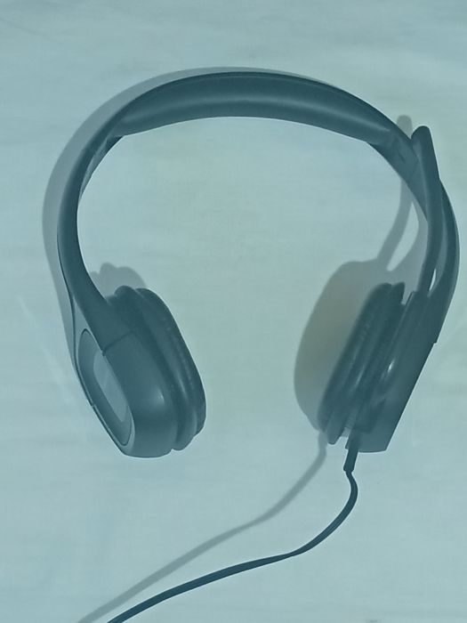 Наушники Plantronics