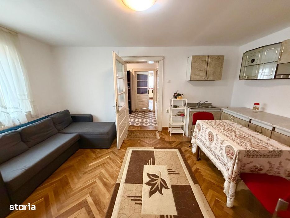 Casa singur in curte + 133mp teren zona Lupeni-Moara de Scoarta