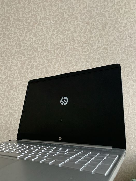 Продам ноутбук hp